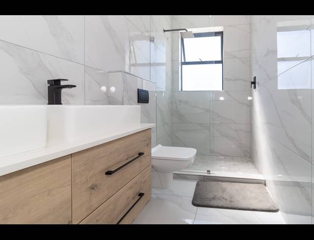 3 BEDROOM HOUSE FOR SALE IN SANDOWN